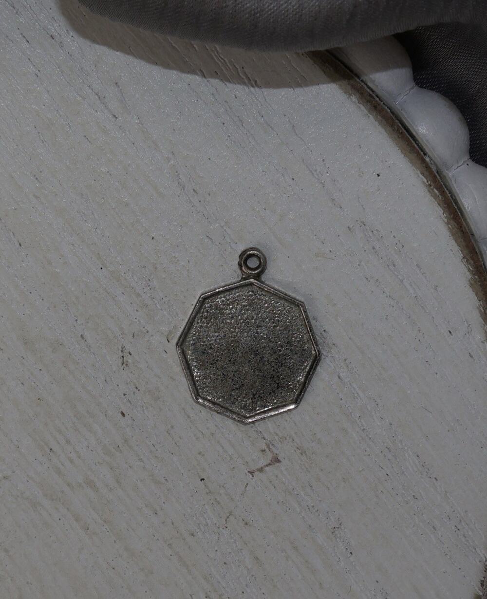 Vintage Sterling Silver Octagon Charm 1.5G / 0.9in